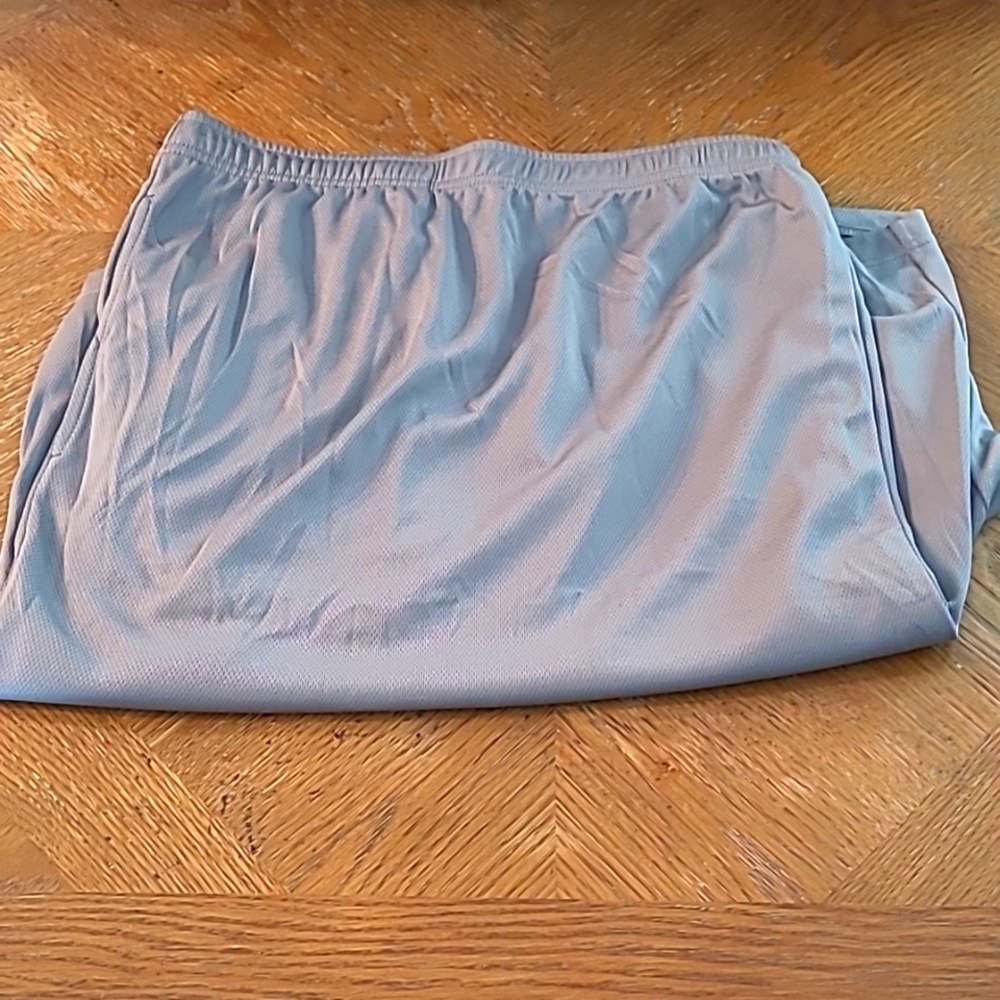 New amazon essentials shorts